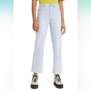 Levi’s Women’s Ribcage straight Ankle jeans